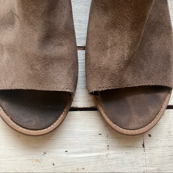 Musse & Cloud Ciara Boho Suede Leather Open Toe & Heel Ankle Bootie Sandal - Picture 4 of 13